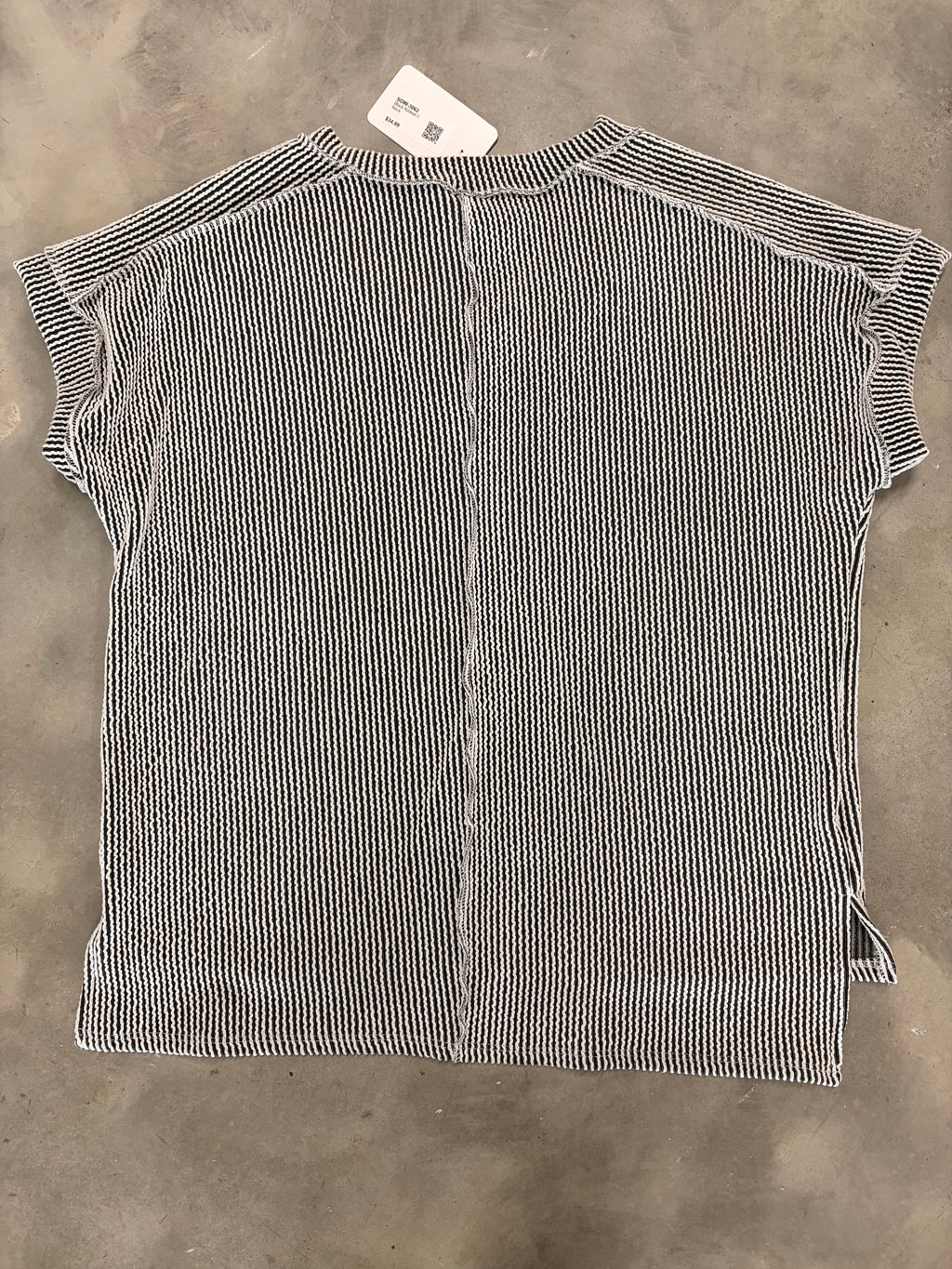 Black Ribbed V-Neck Top - Sleek & Versatile