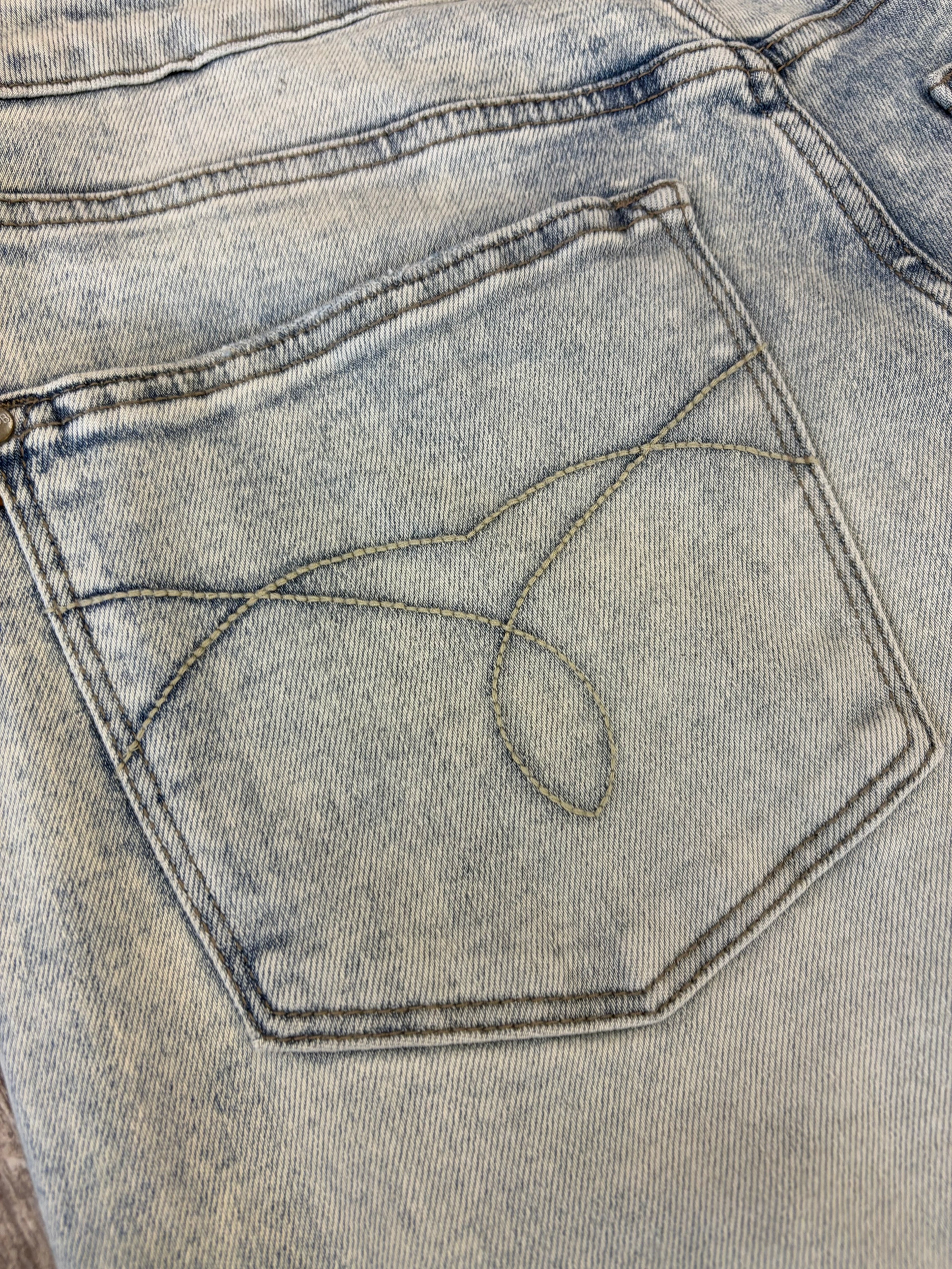 Judy Blue Retro Wide Leg Plus Jeans