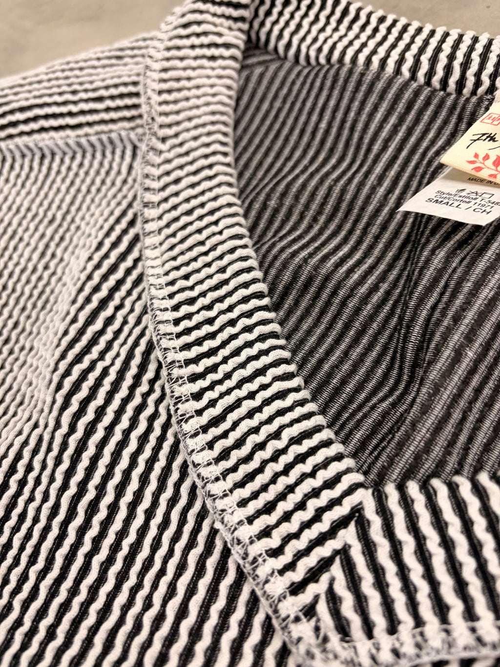 Black Ribbed V-Neck Top - Sleek & Versatile