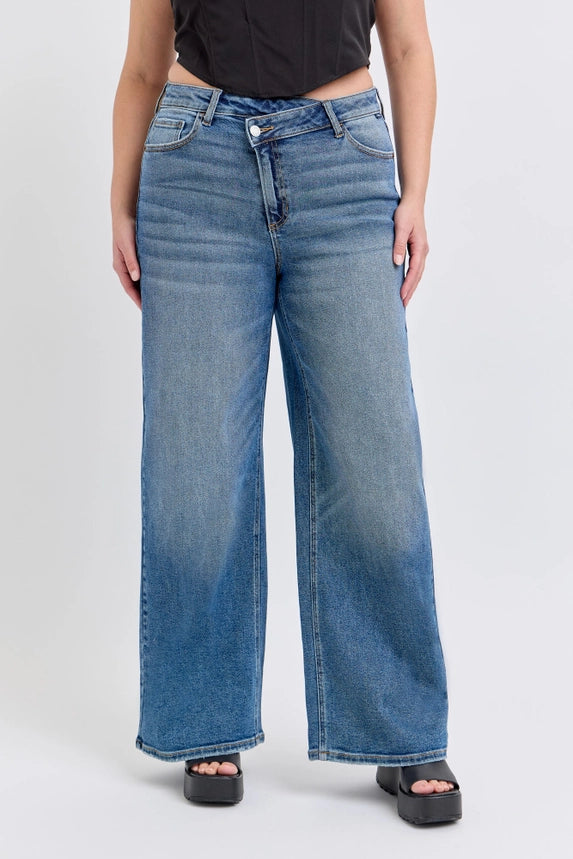 Cello Repositioned Low Rise Wide Leg Jeans