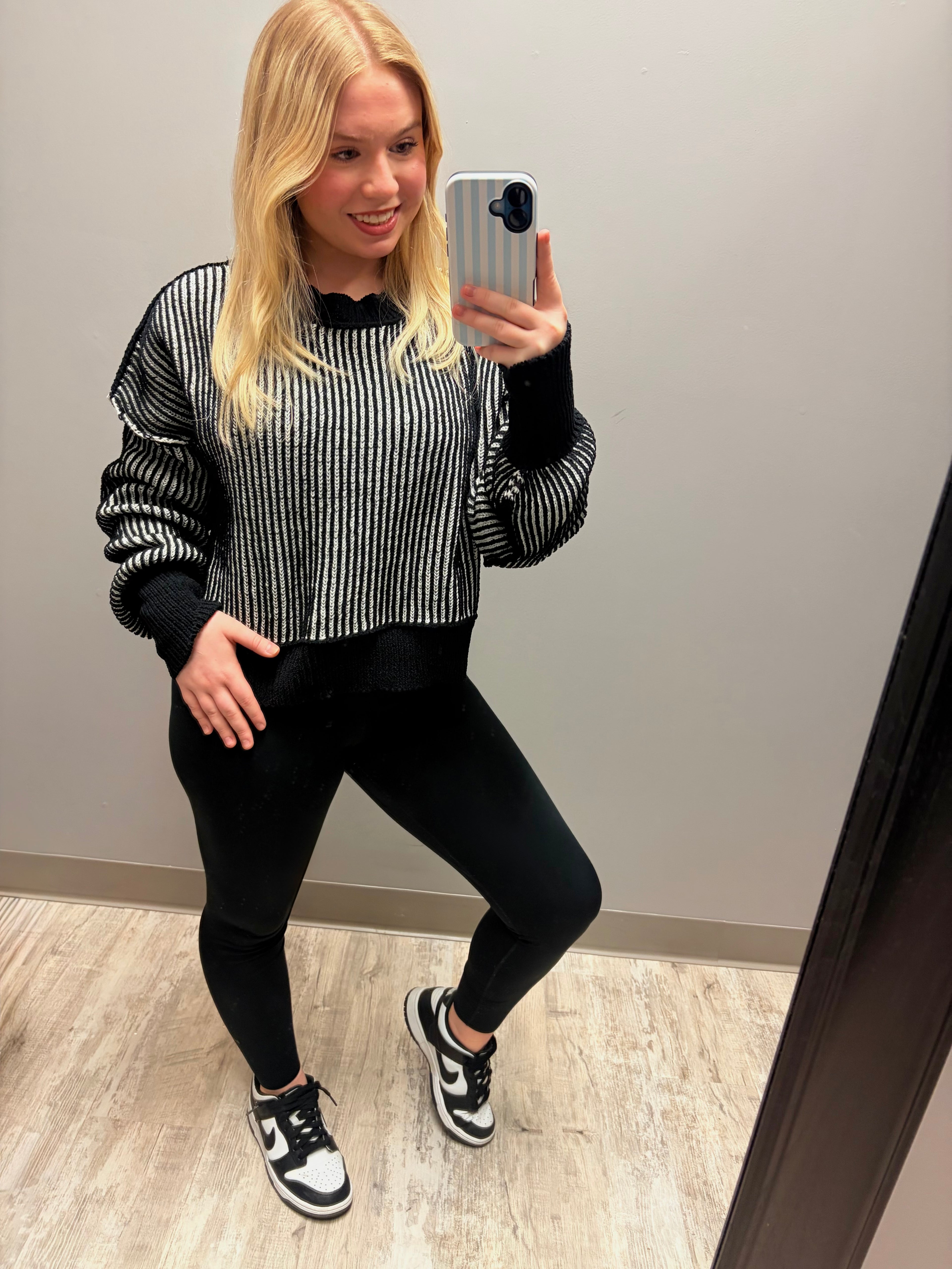 Two-Tone Ribbed Cropped Sweater